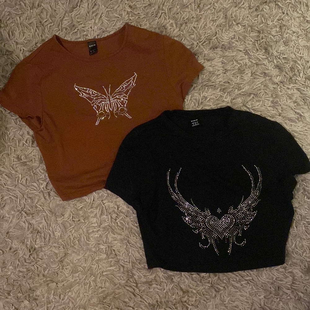 TWO PACK of cropped y2k shirts